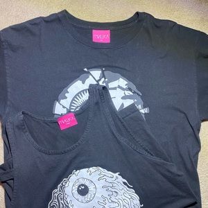 MNWKA - Tshirt and Tank Top Size Large